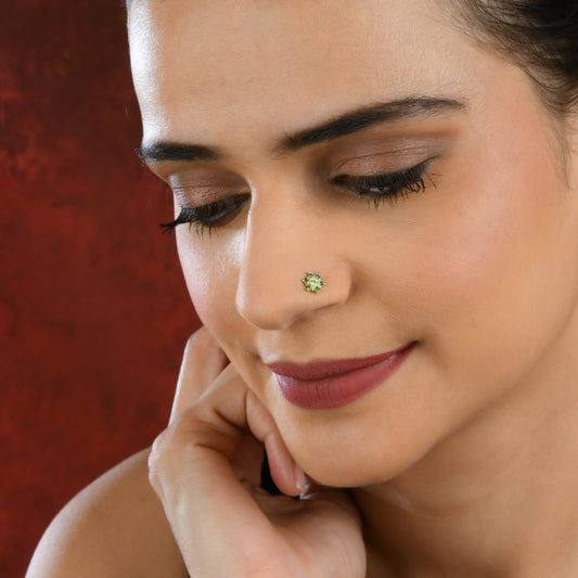 Emerald Shimmering Star Gold Plated Silver Nose Pin