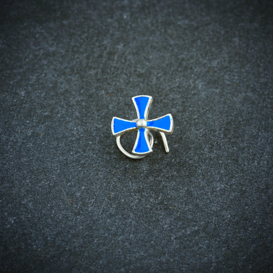 Pin Wheel Blue Silver Nose Pin