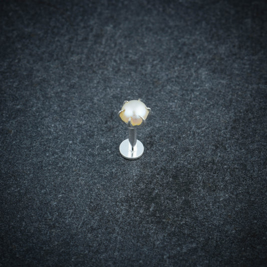 White Freshwater Pearl Nose Pin
