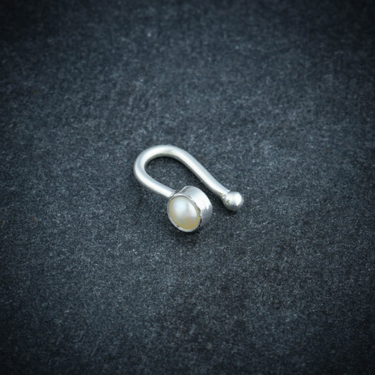 Pearl Silver Clip On Nose Pin