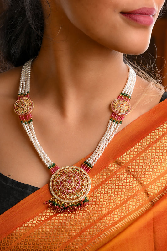 Heera Panna Short Necklace