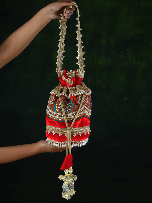 Begum Bagh Velvet Potli