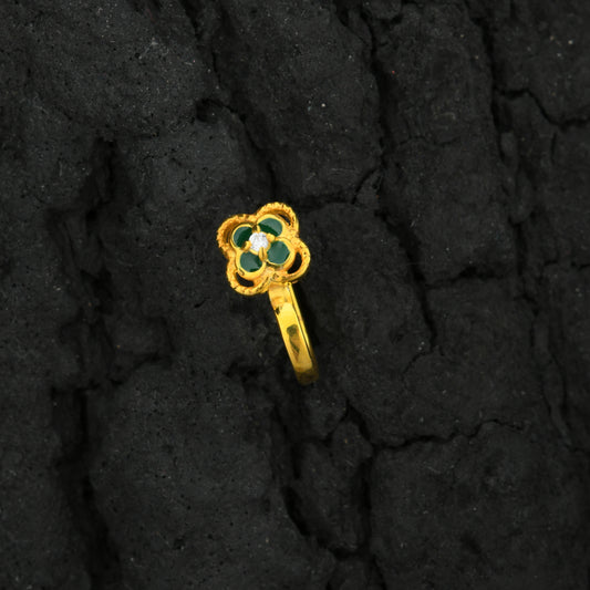 Clover Leaf Enamel Silver Nose Pin