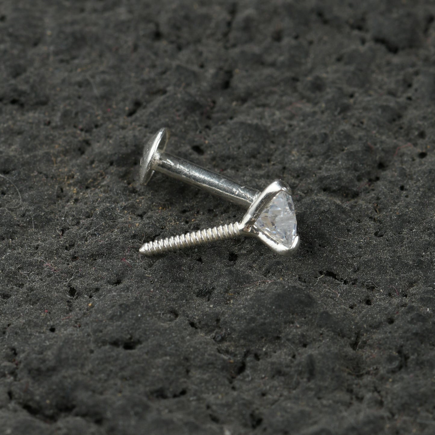 Heart Solitaire CZ Silver Nose Pin