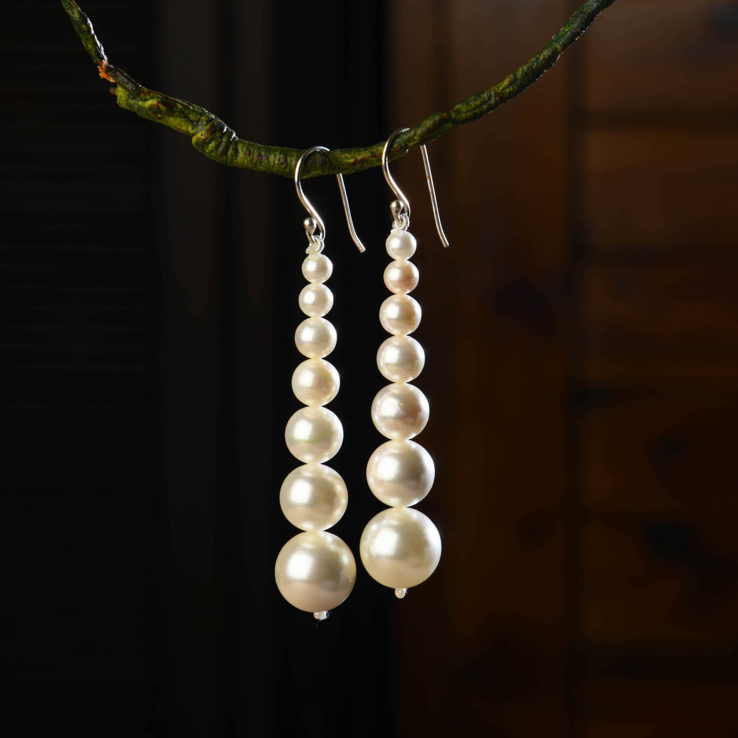 Bold Graduated Pearl Danglers
