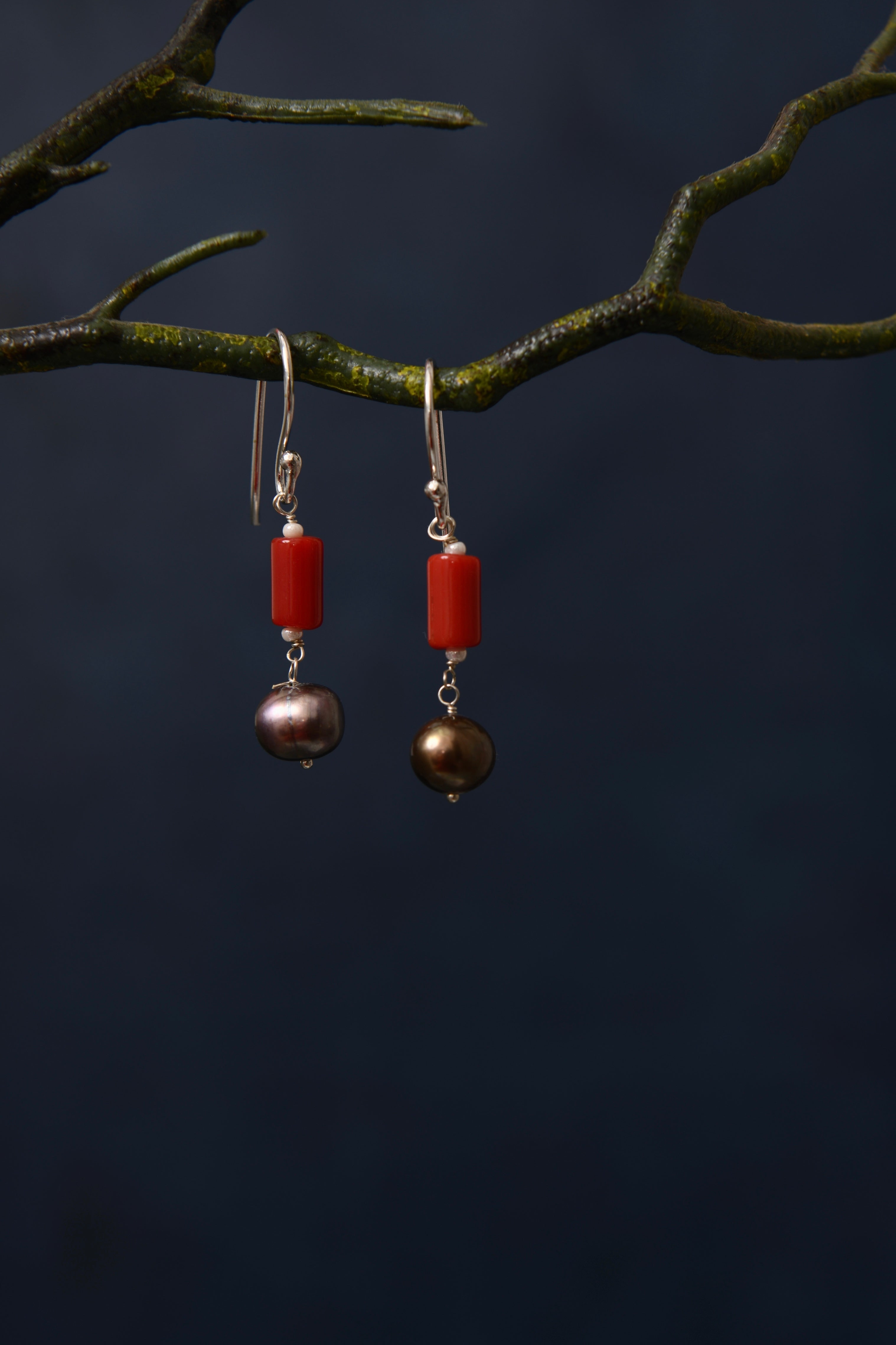 Coral Baroque Pearl Drop Unmatched Earrings – Modern Everyday