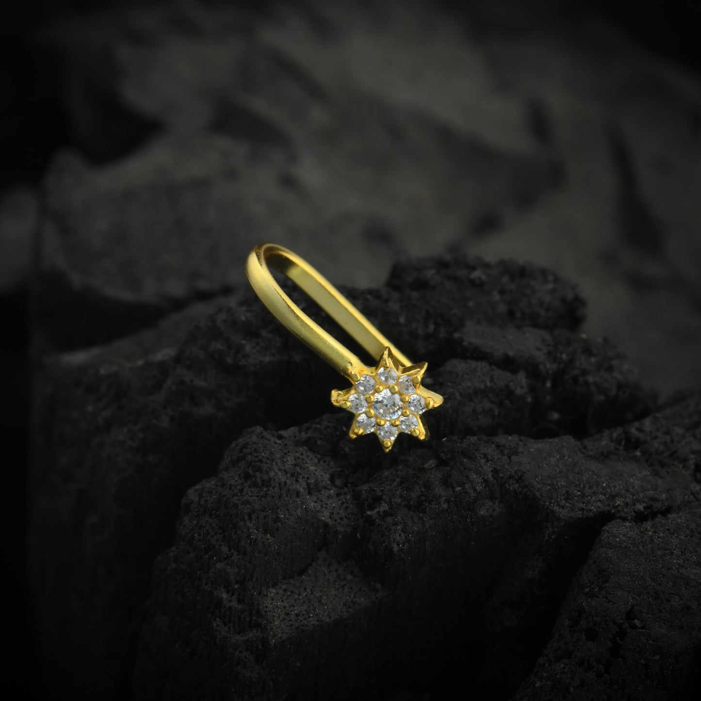 Gold Plated Twinkle Star Clip On Nose Pin