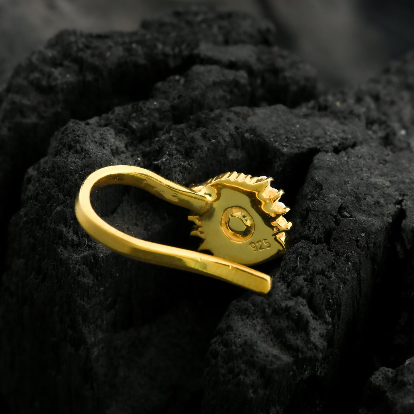Infinity Mystique Silver Nose Pin