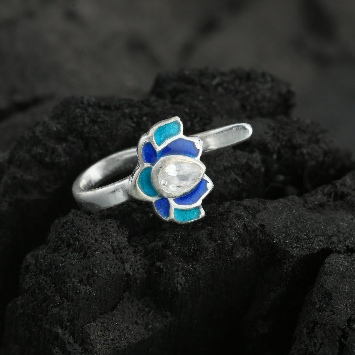 Neel Kamal Silver Clip on Nose Pin