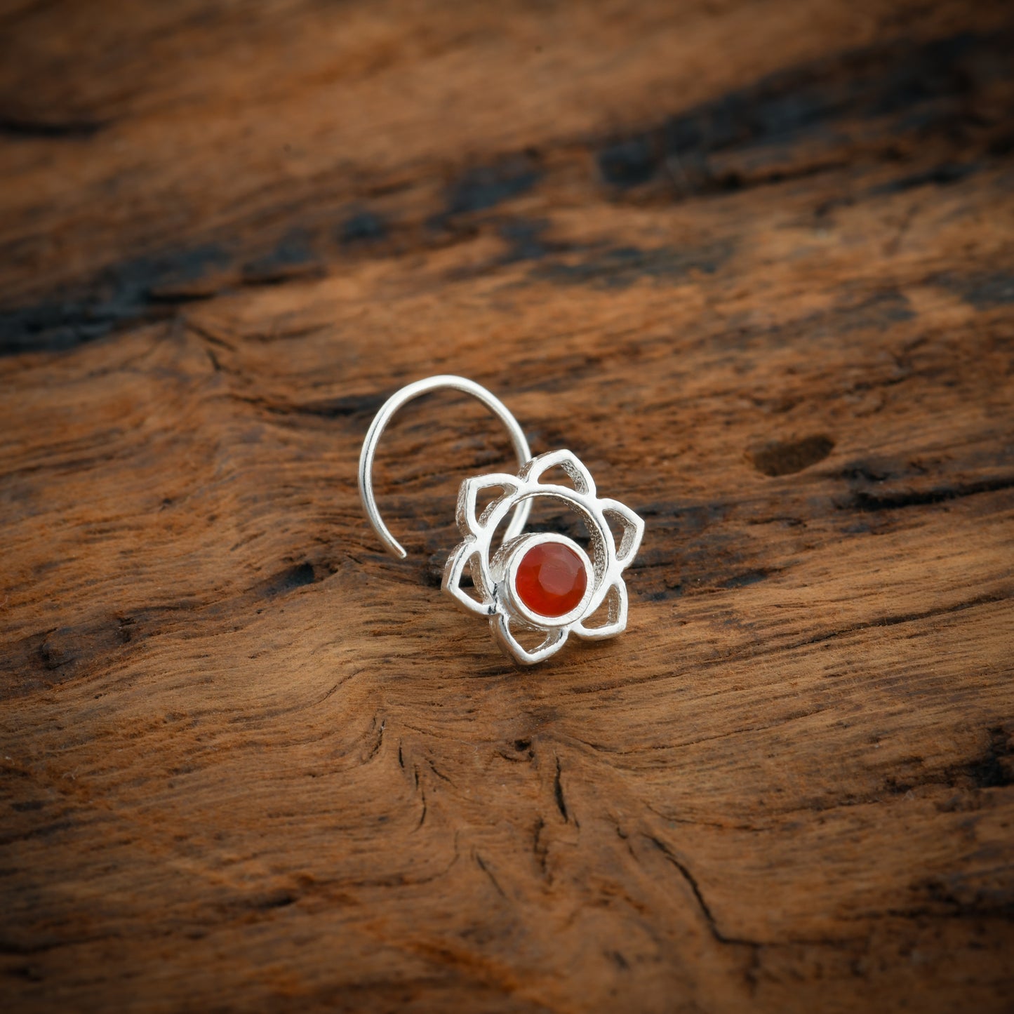 Sacral Chakra Silver Nose Pin With Carnelian