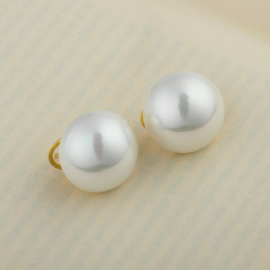 20MM Bold White Pearl Studs