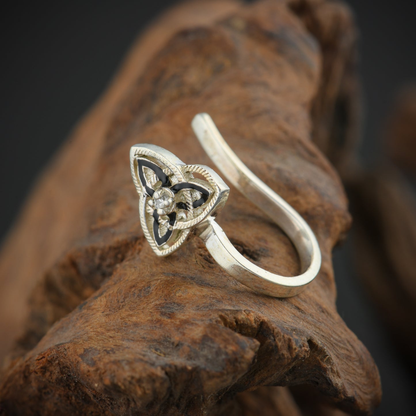 Mystic Triangle Silver Nose Pin