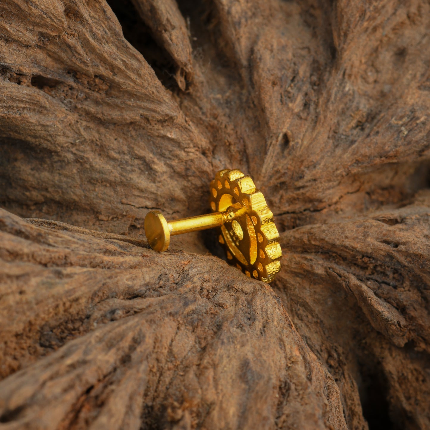 Vishuddhi Chakra Gold Plated Silver Nose Pin