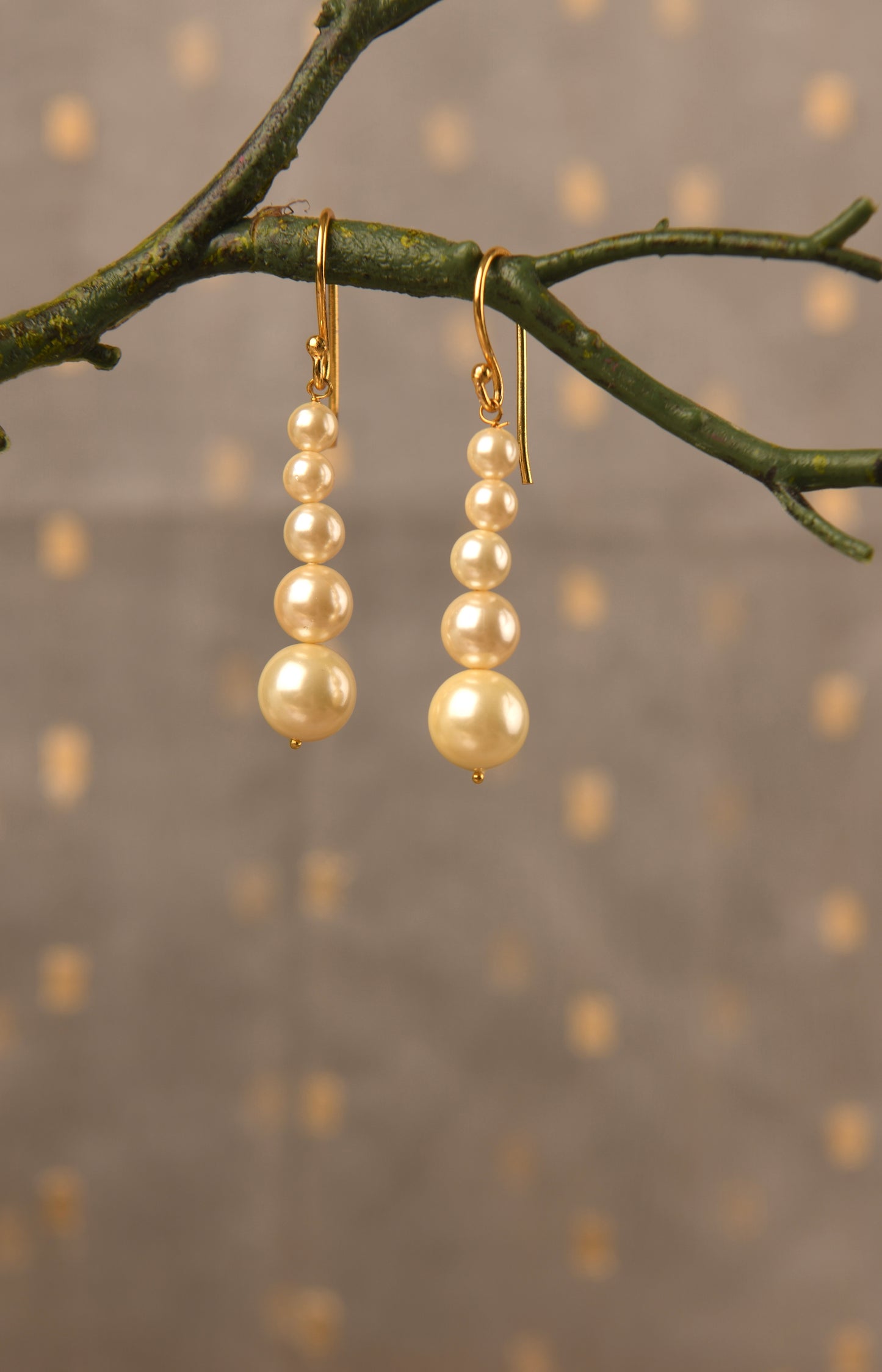 Small Graduated Pearl Danglers