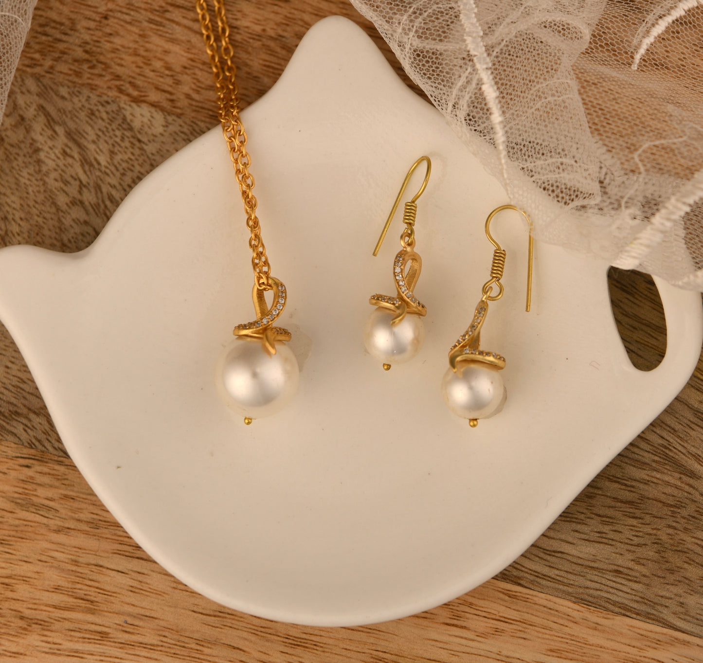 Golden CZ Pearl Set