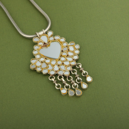 Madhu Chandrika Dil Bahar Mirror Pendant