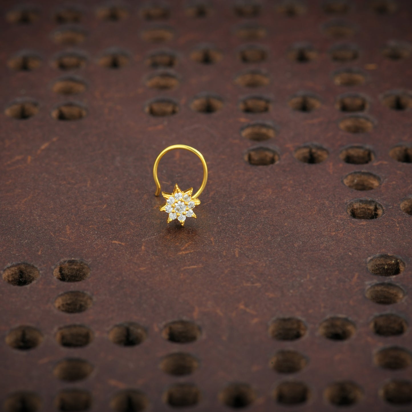 Gold Plated Twinkle Star Clip On Nose Pin