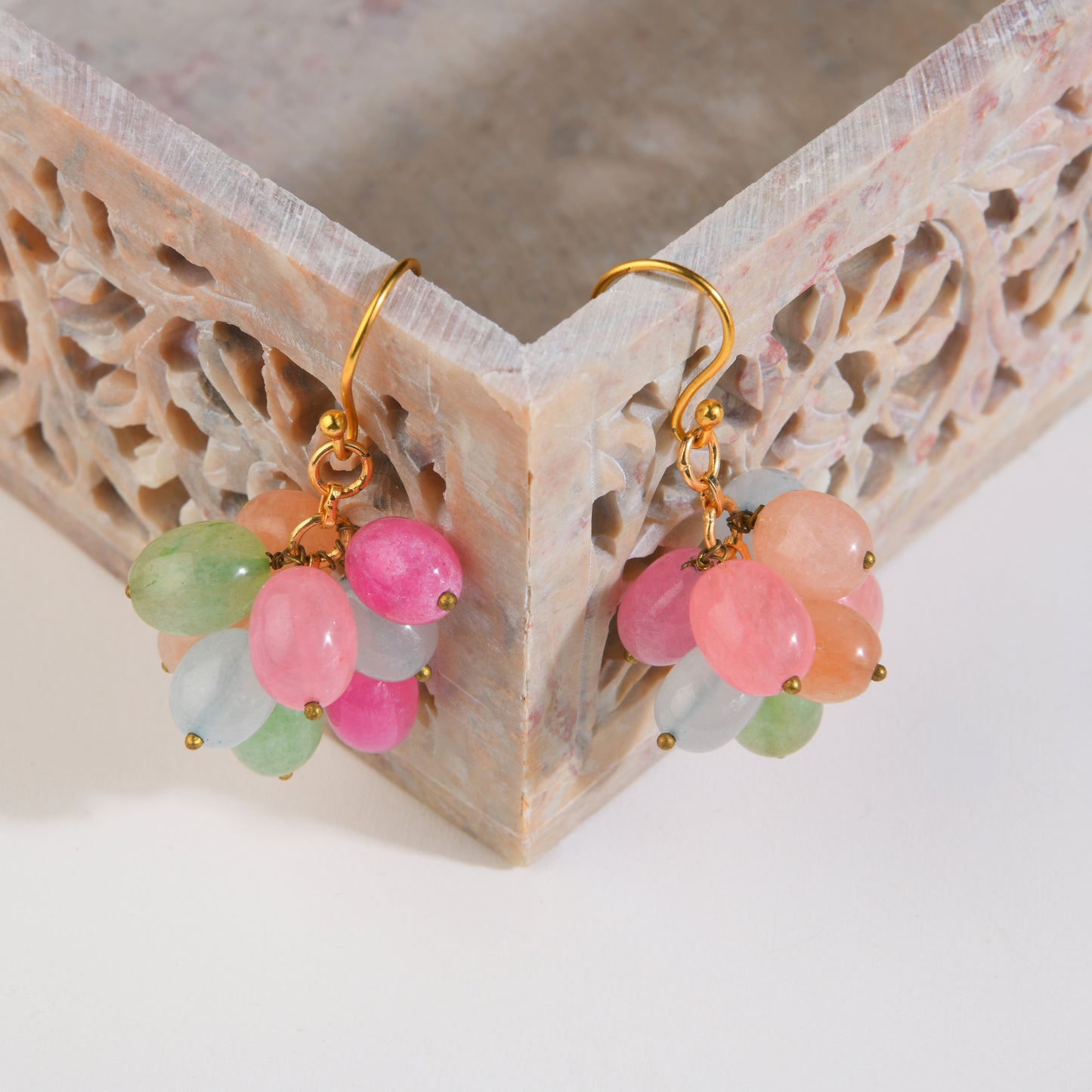 Grapevine Onyx Beads Necklace