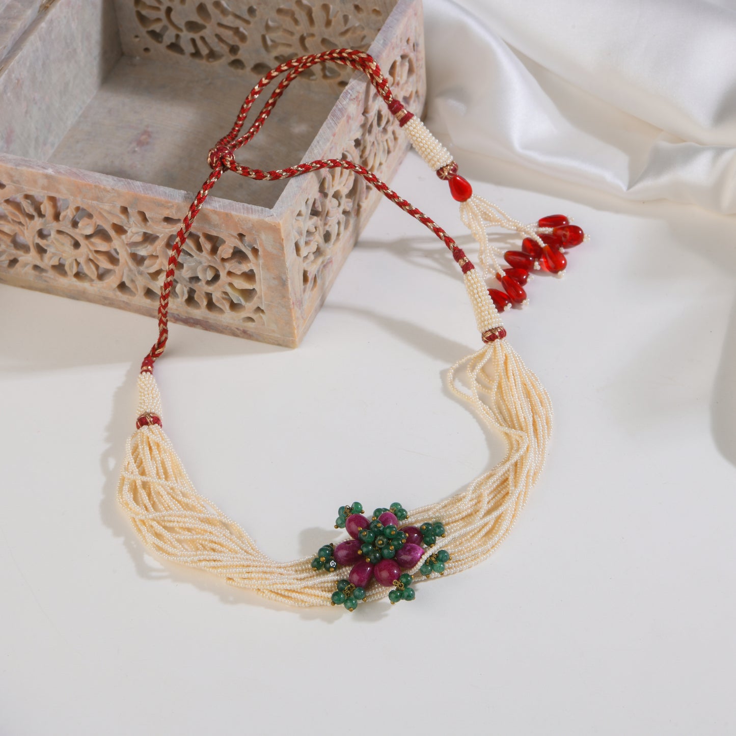 Ivory Glass Beads Choker With Floral Pendant