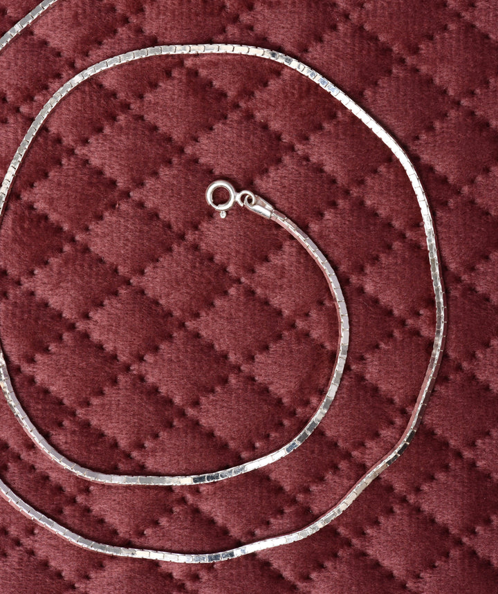 Everyday Compact Square Silver Chain – Totapari