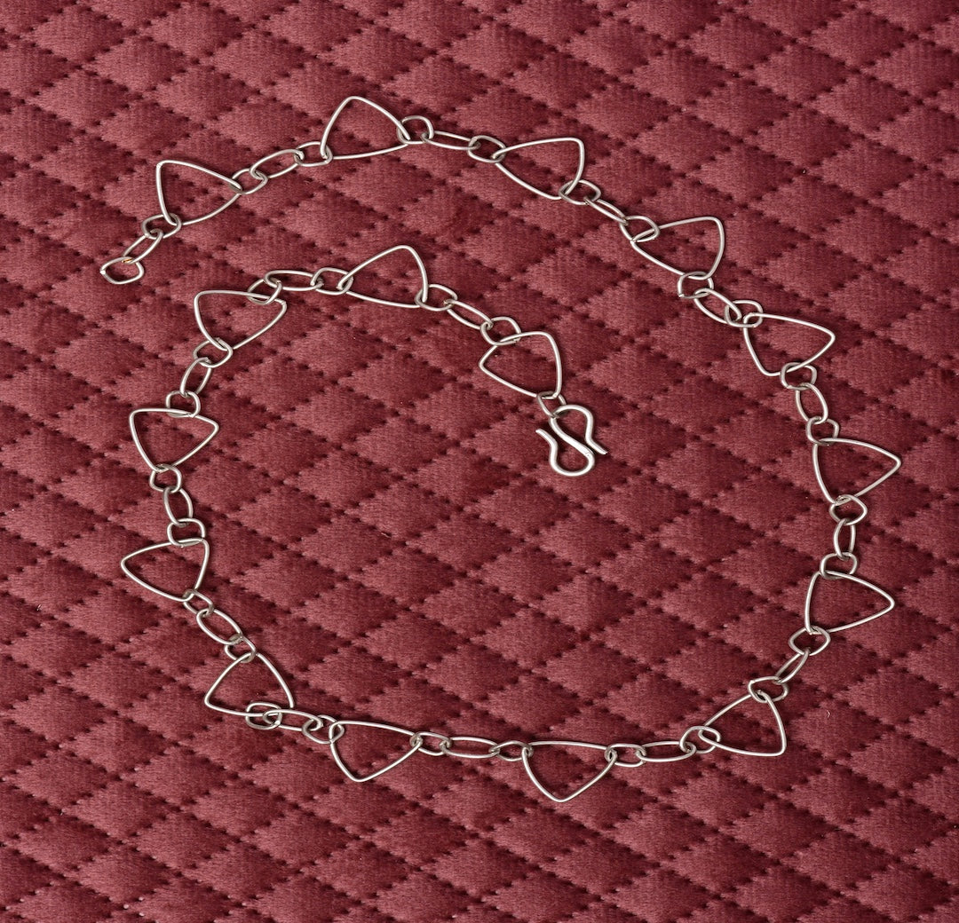 Silver Chain With Triangles