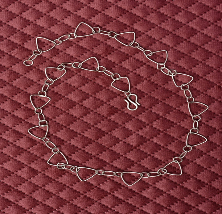 Silver Chain With Triangles | Totapari Jewellery