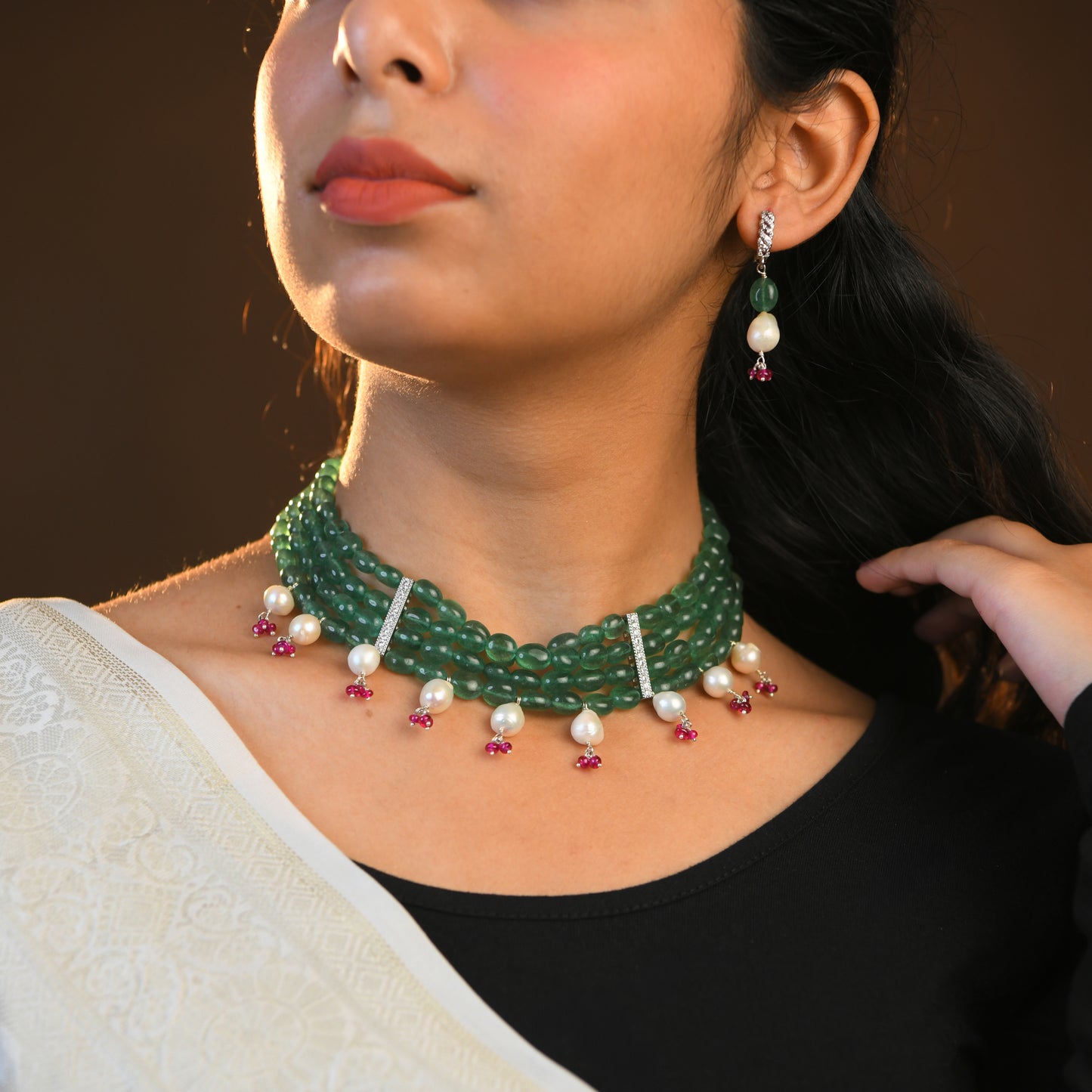 Regal Emerald Green Ruby And Pearl Necklace Set