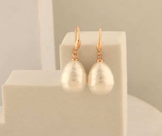 Serenity Pearl Earrings (Gold-plated)