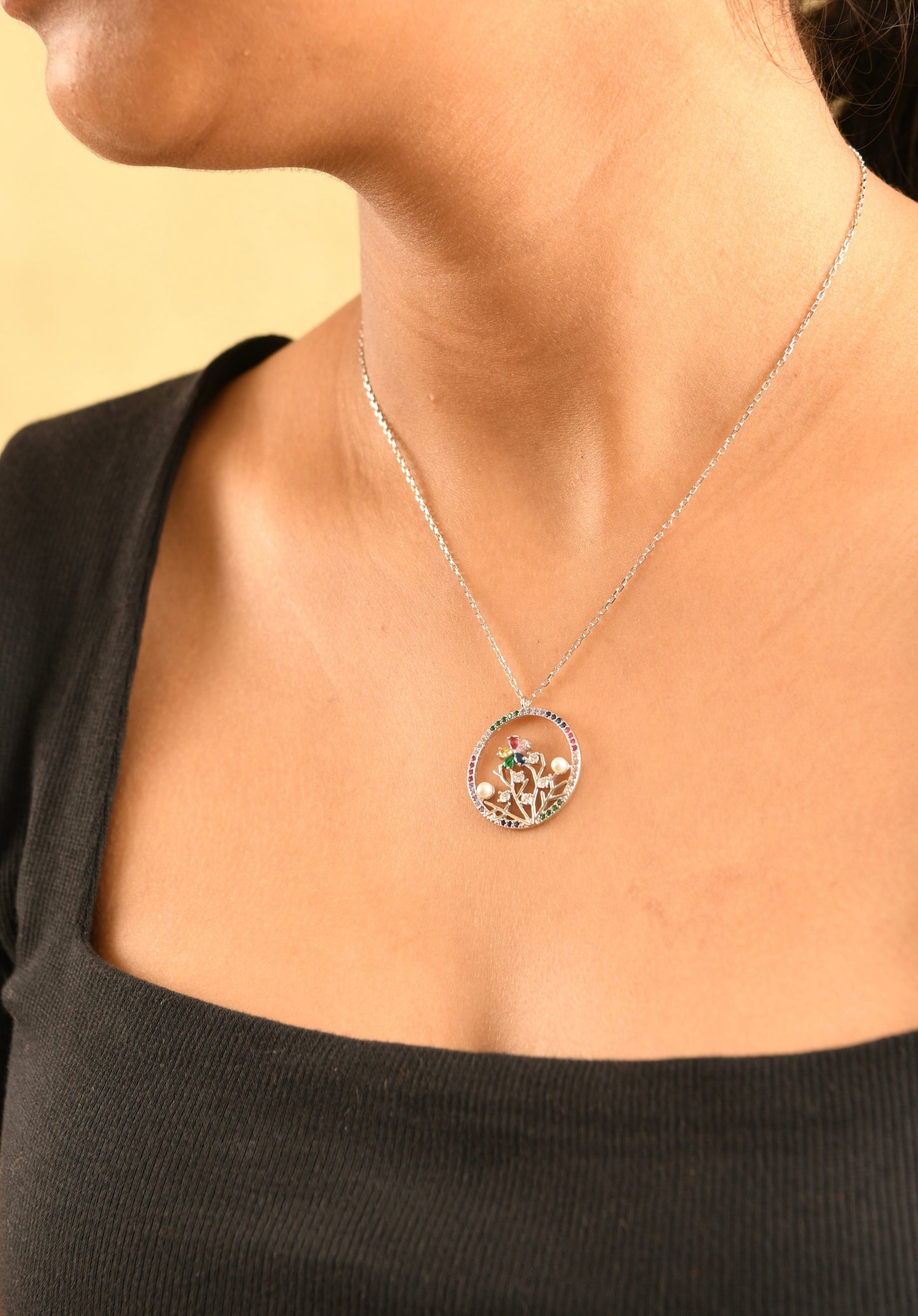 Silver Flower Garden Zircon Necklace