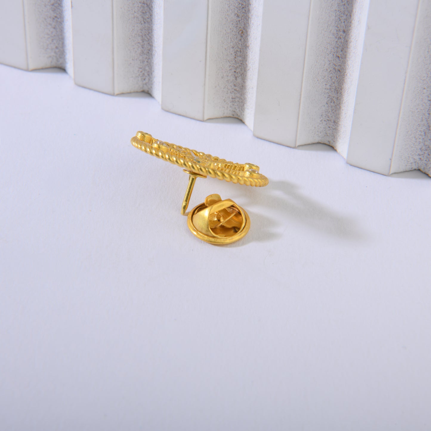 Corbett Canabis Brooch