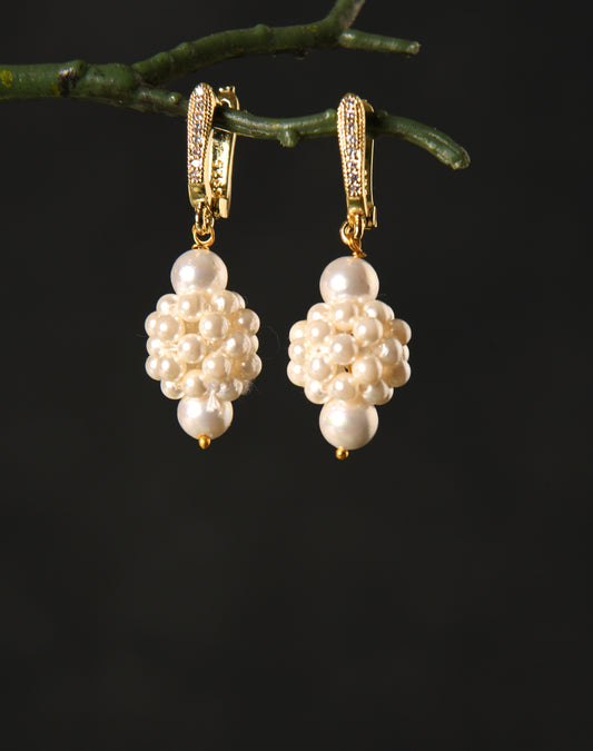 Woven Pearl Drops (Golden)