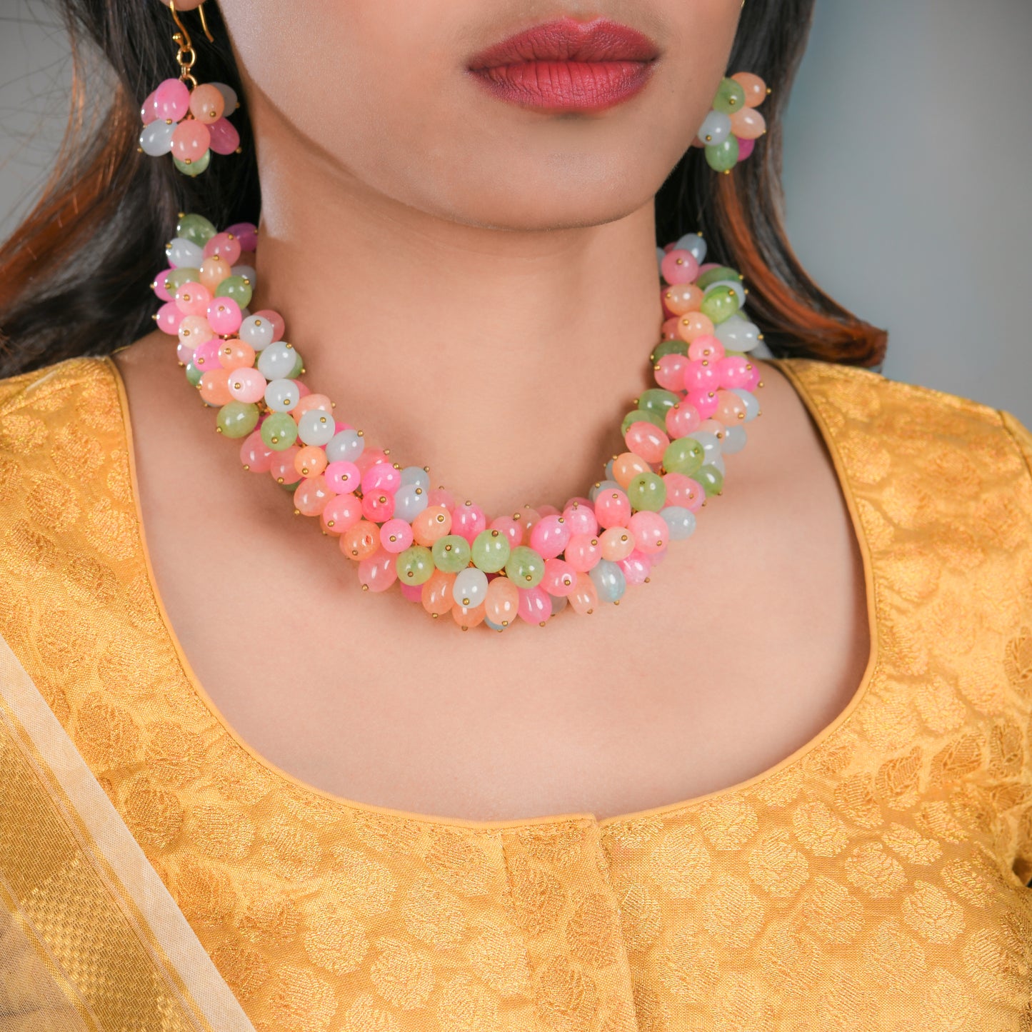 Grapevine Onyx Beads Necklace