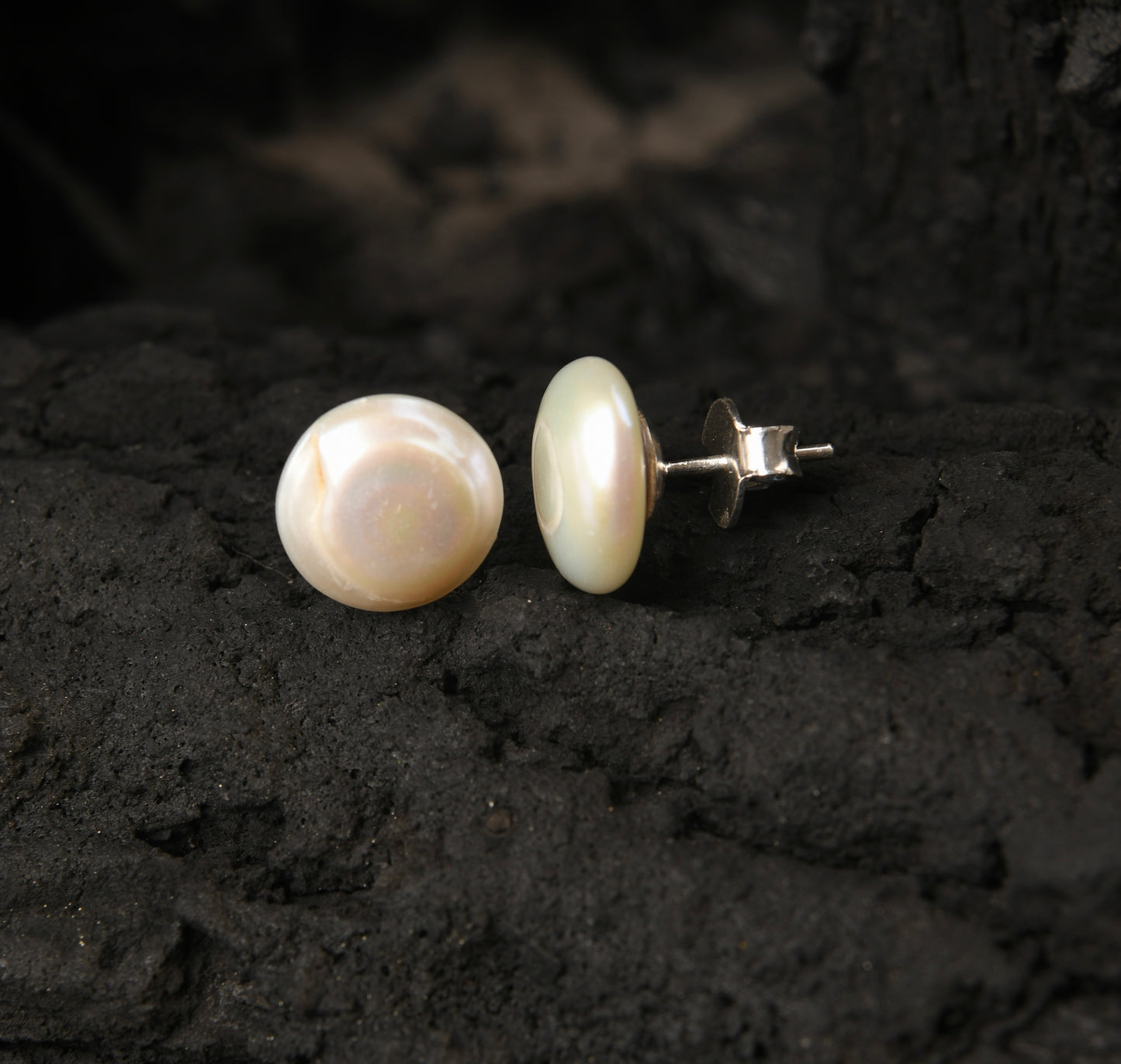 Coin Pearl Studs