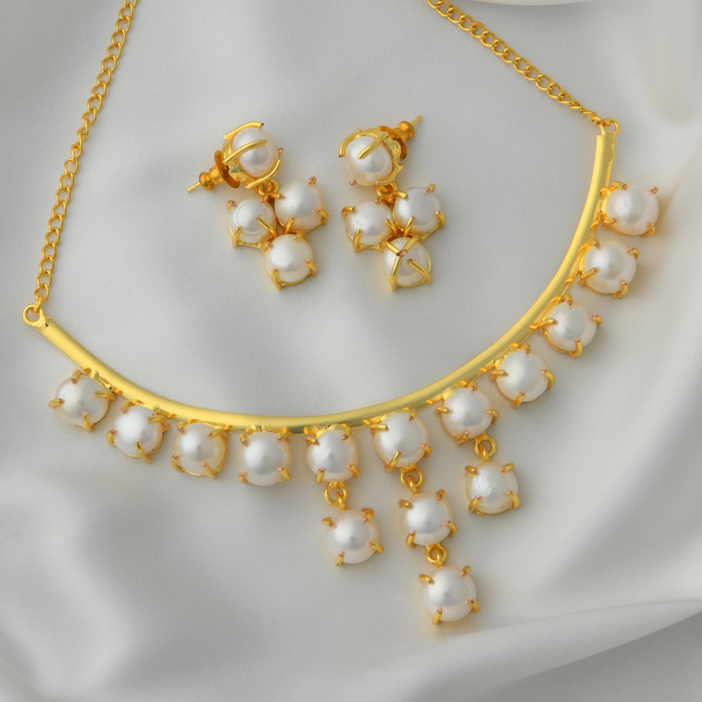 Luxurious Pearls Set