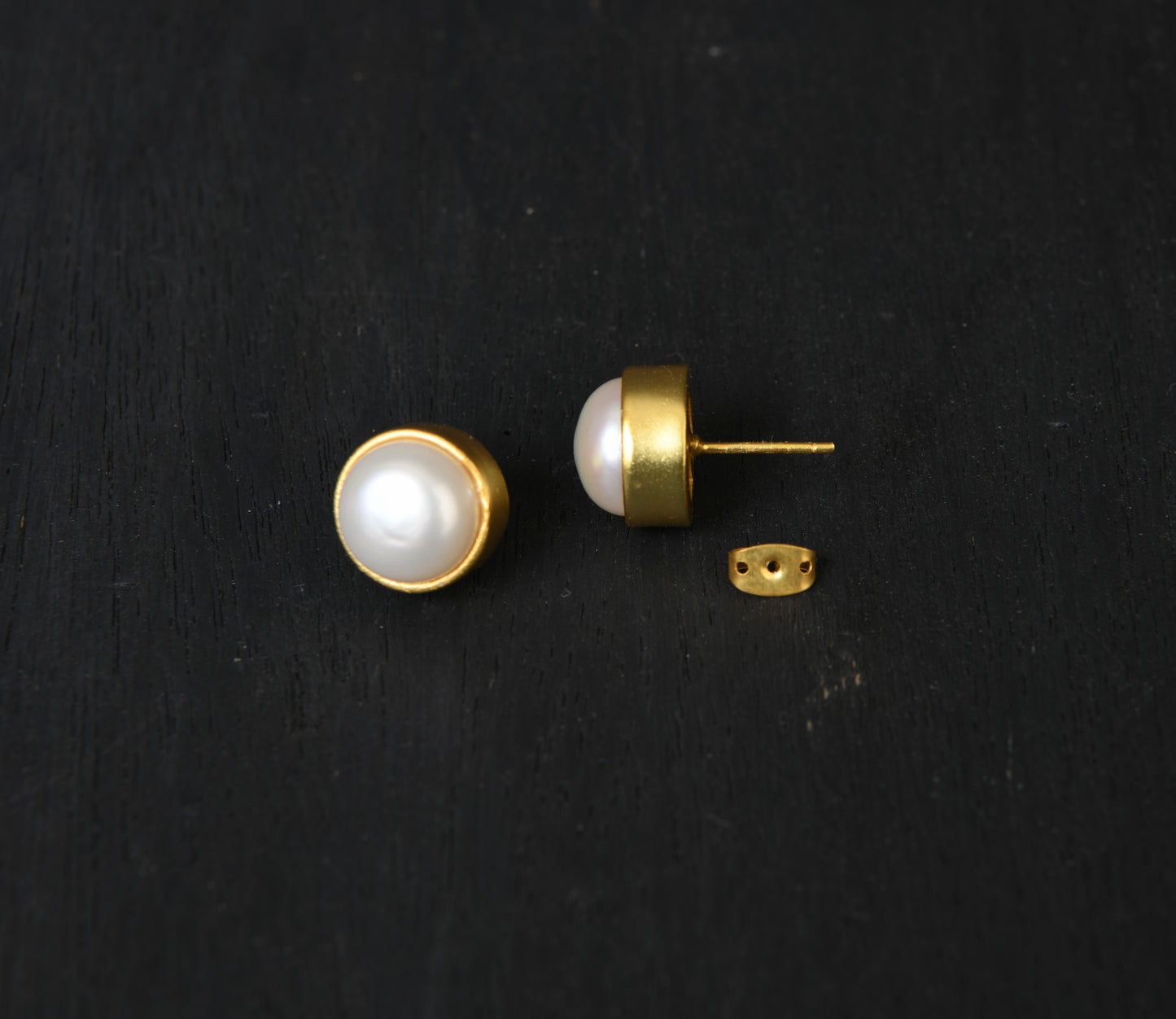 Classic Pearl Studs (12mm)