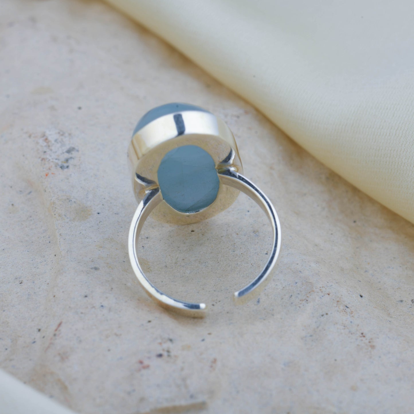 Ocean Mist Natural Aquamarine Oval Silver Pendant
