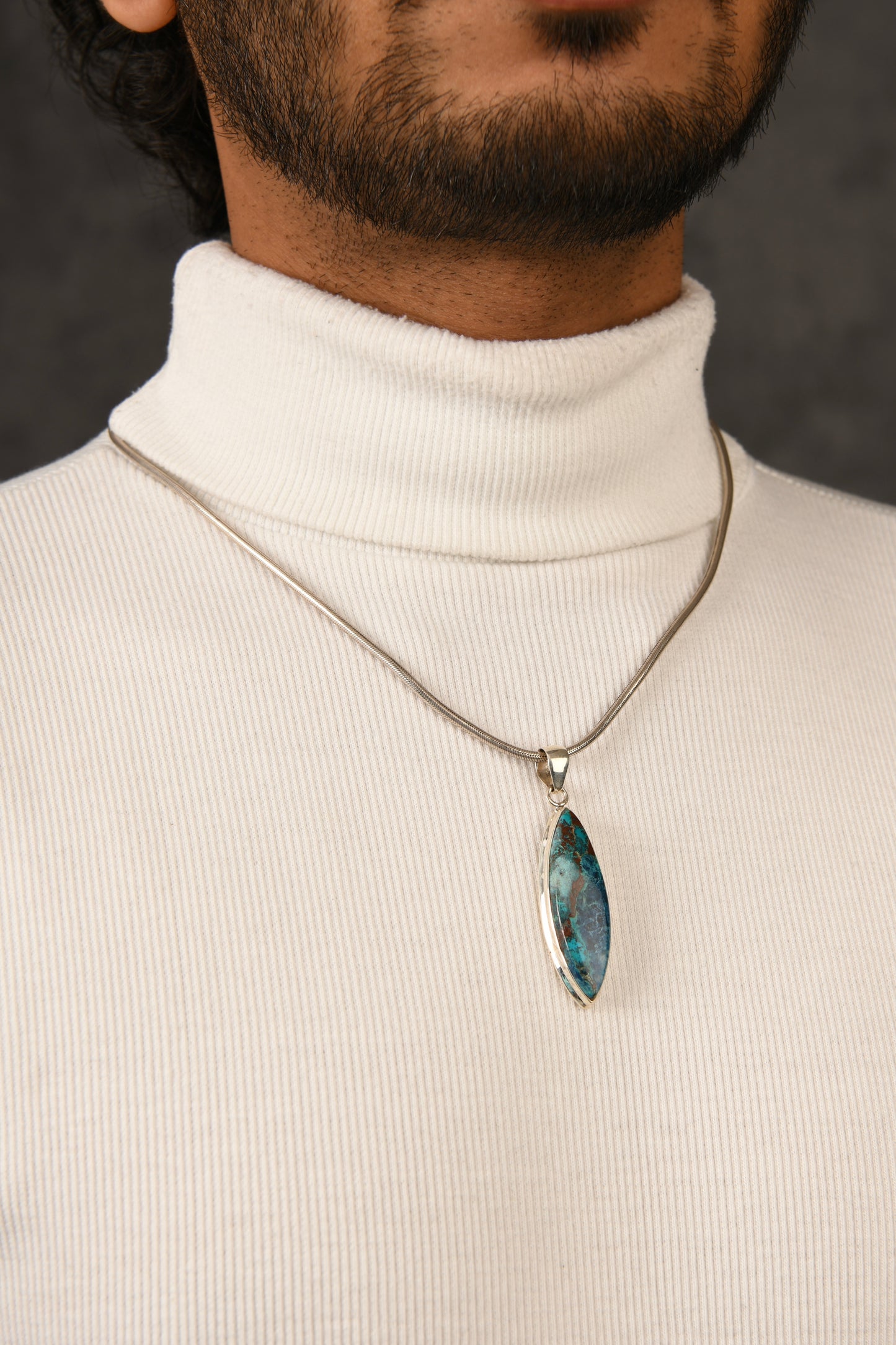 The Blue Eye Stone Pendant