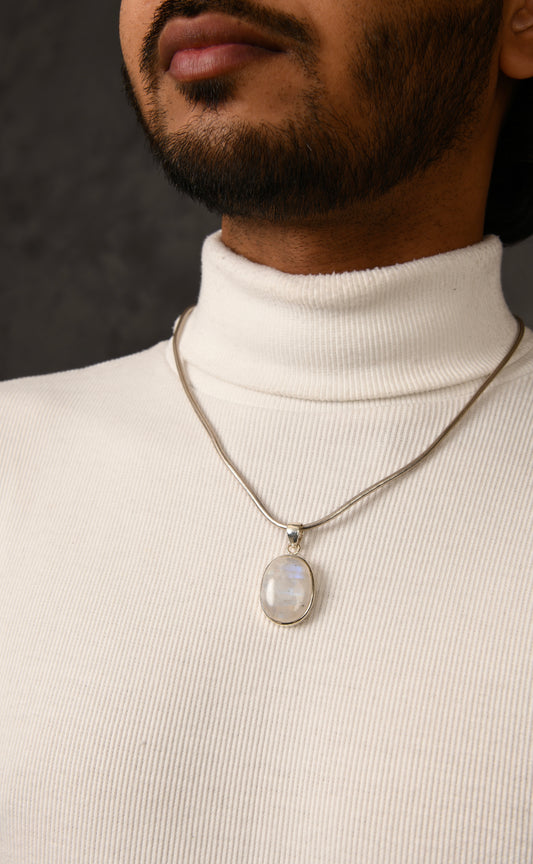 Silver Moonstone Pendant(1)