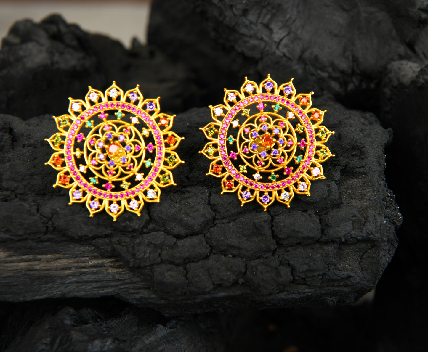 Heera Panna Regal Studs