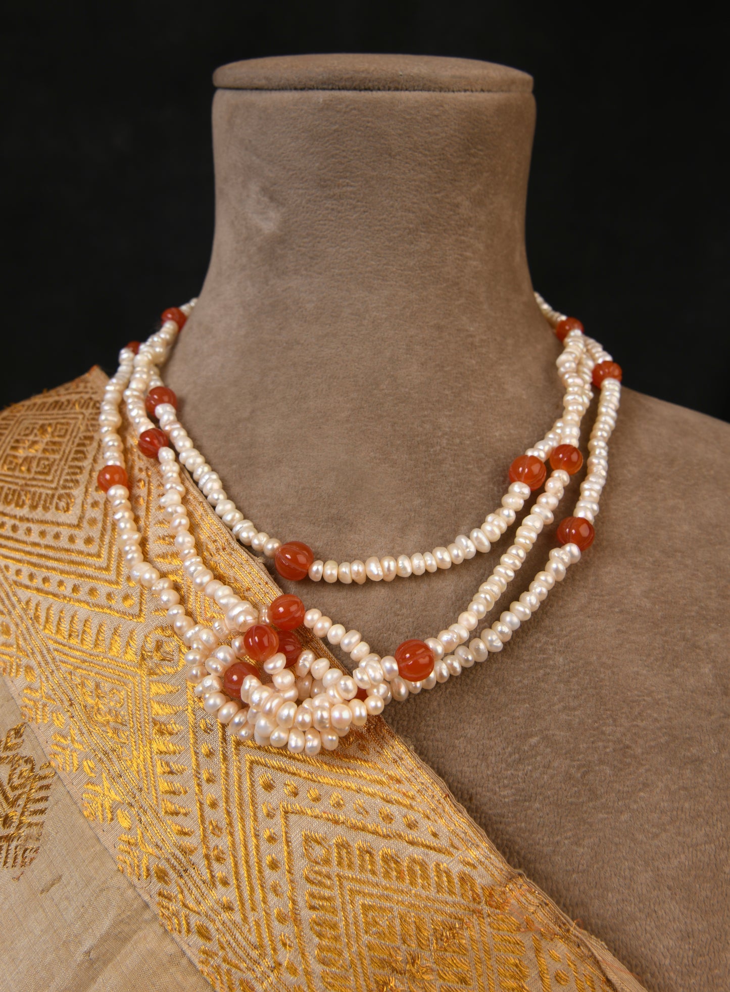 Long Styling Pearl Carnelian Necklace