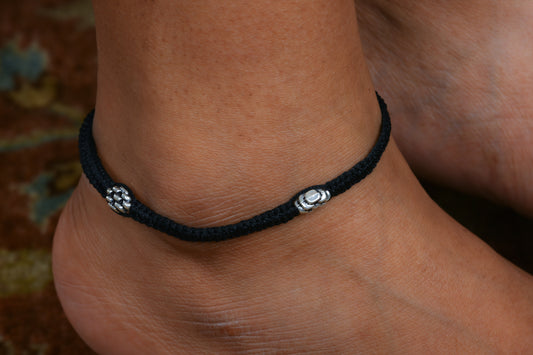 The Thread Anklet(1)