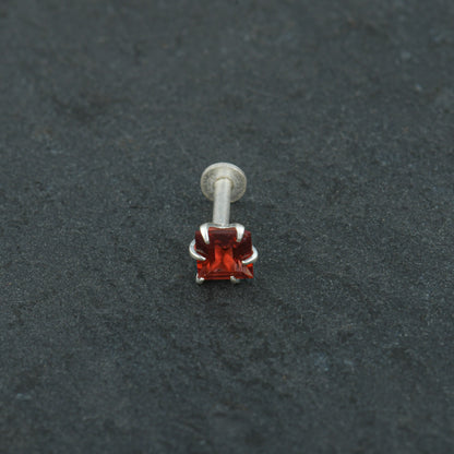 Natural Garnet Square Silver Nose Pin