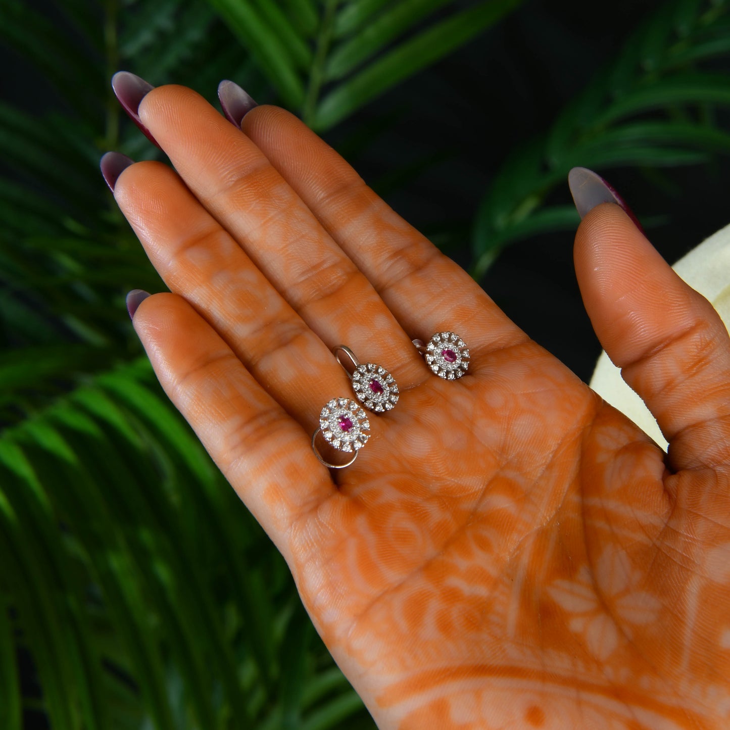 Rose Radiance Silver Nose Pin