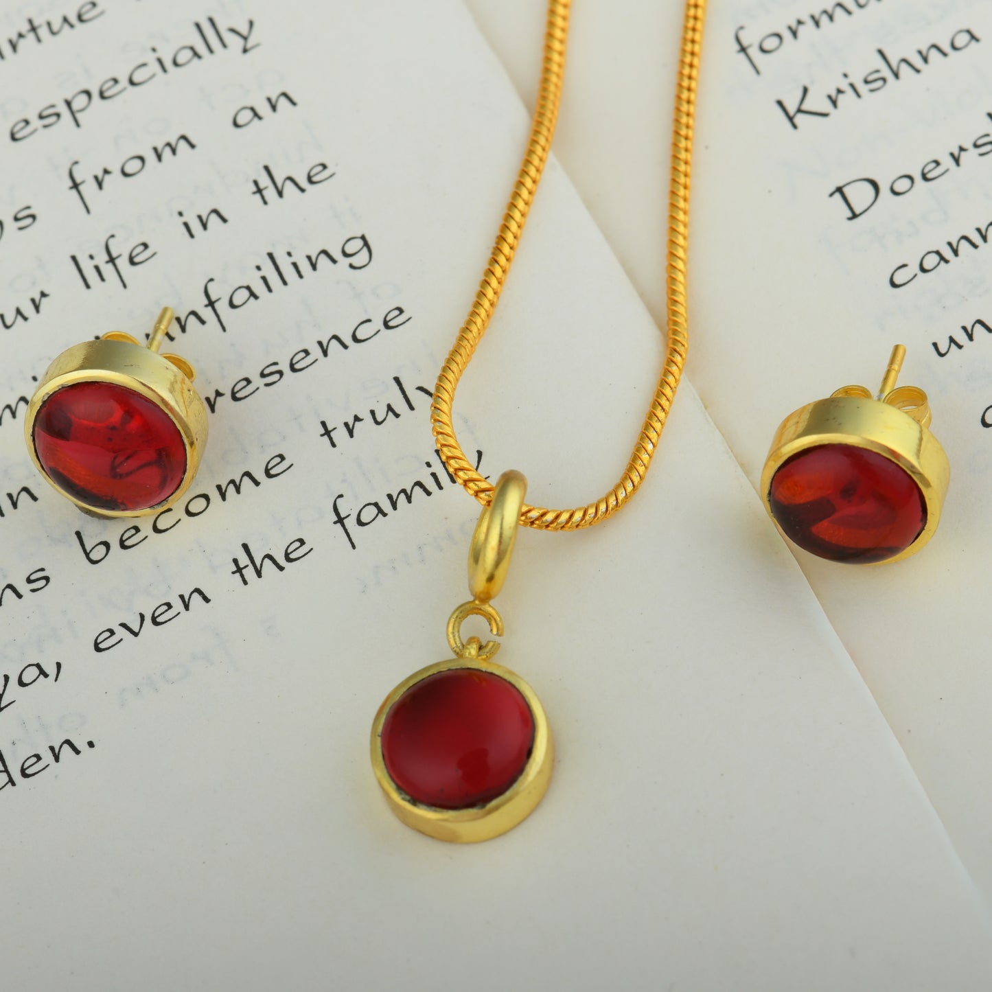 Red Wine Ruby Red Charm Set