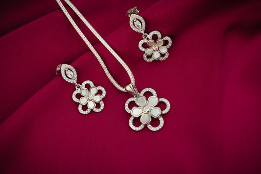 Silver, Zircon And MOP Flower Pendant Set