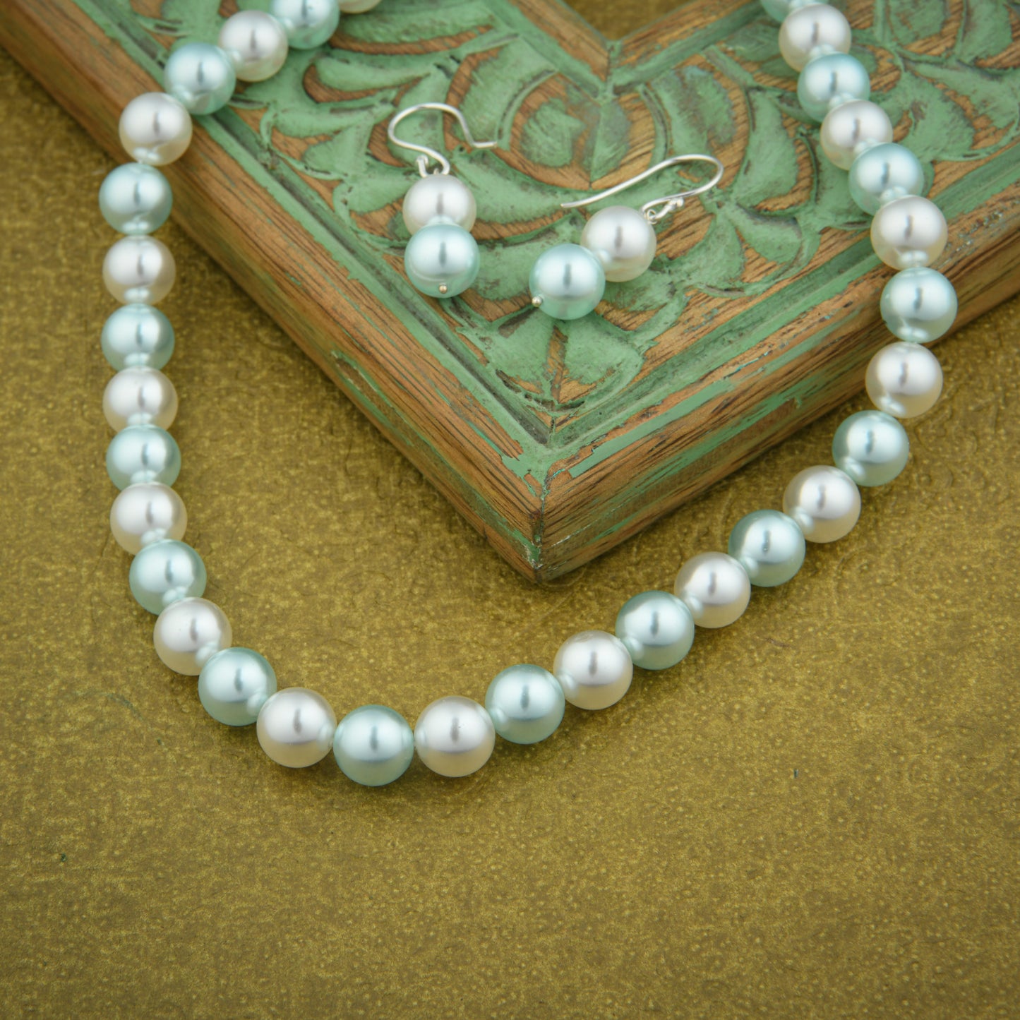 Ocean Mist Pearls Necklace Set