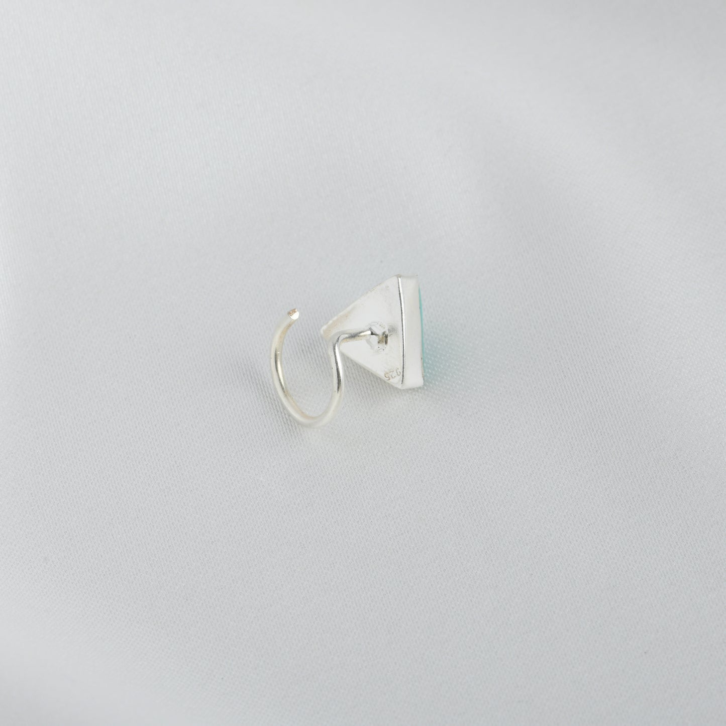 Natural Turquoise Nose Pin