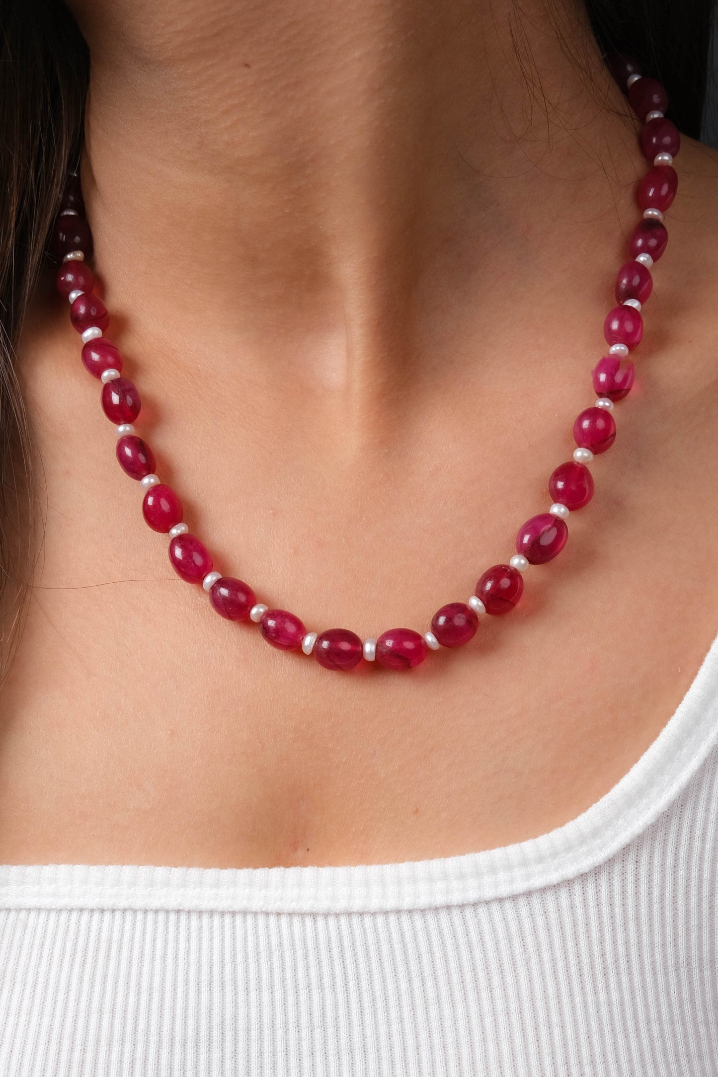 Red Onyx Pearl Single Line Necklace