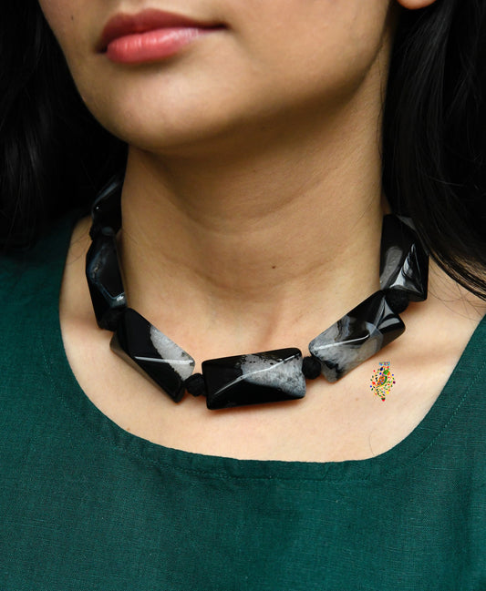 Midnight Love Necklace (six beads)