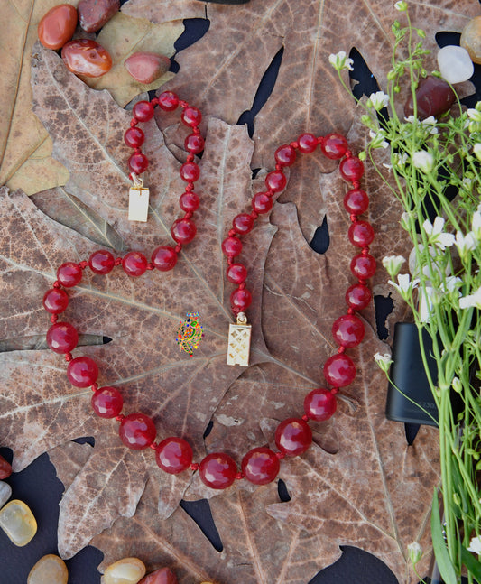 Crimson Classic Agates Necklace